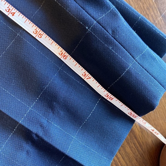 Hugo boss - Men's Navy Checkered Suit - 40R - Picture 15 of 16